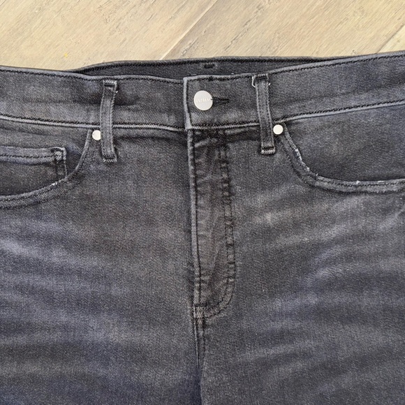 EXPRESS | Super High Waisted Faux Leather Paneled '90s Slim Jeans - Picture 7 of 9
